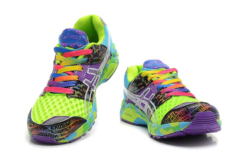 Asics Gel Noosa Tri 8 femme  des formateurs running course a pied cru